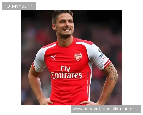 中间分头发的足球明星展现独特风格与球场魅力 中间分头发的足球明星展现独特风格与球场魅力