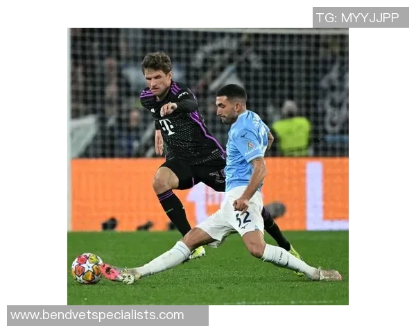 足球明星在比赛中精彩防守瞬间高清图集展示 足球明星在比赛中精彩防守瞬间高清图集展示